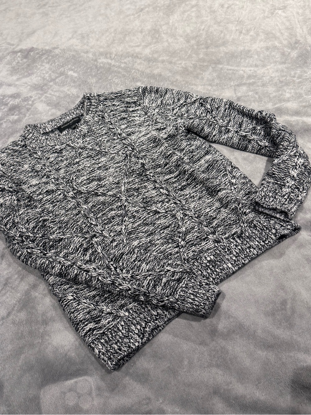 Banana Republic Marled Black & White Cable Crew Sweater - Size S